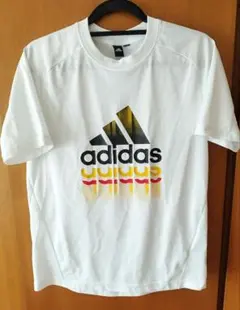 ③adidas ホワイト Tシャツ 160cm
