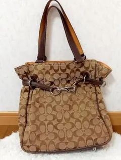 COACHトートバッグ　シグネチャー茶ブラウン　美品