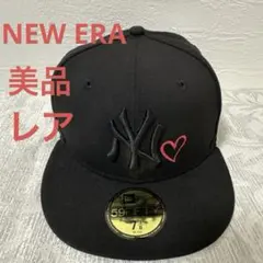 レア　ニューエラ×ヤンキース　ミニ ハート NYロゴ キャップ ブラック×ピンク