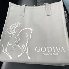 GODIVA 保冷バッグ ボタン付 中敷きあり 保冷