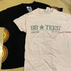 88 TEES サークルパターン Tシャツ 黒、ピンク 2枚セット。