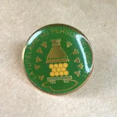 No.4440 グリーン　丸型　ヴィンテージピンバッジ