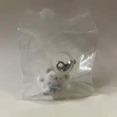 サンリオ　めじるしアクセサリー　ふわふわスノー　シナモロール