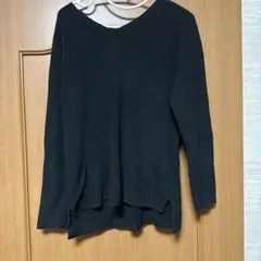 黒 Vネック 長袖セーター リブ編み