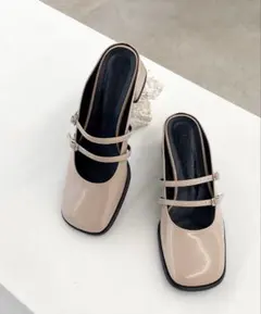SOVO ベージュストラップ付きミュールのサムネイル