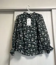 新品　オリーブデオリーブ　NICE CLAUP 花柄 長袖 ブラウスのサムネイル
