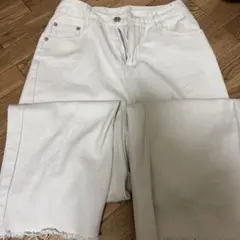 ホワイト デニム フリンジ裾 Fサイズ