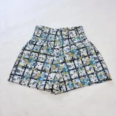 ローリーズファーム　花柄ショートパンツ　Mサイズ　総柄　チェック柄