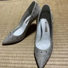 DIANA シルバー ストーン装飾 ハイヒール　23センチのサムネイル