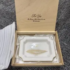 Item thumbnail for item afee636f-2fb8-4028-8a74-c1945a5d4921