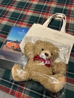 メルセデスベンツ　テディベアとトートバッグ カレンダー付き