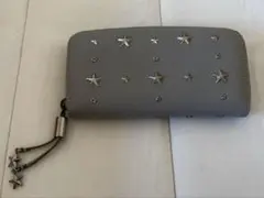 JIMMY CHOO 星型スタッズ グレー長財布のサムネイル