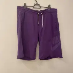 NIKE 紫色 ショートパンツ
