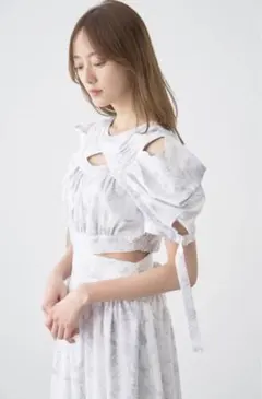 スナイデルsnidelスイッチングデコルテオープンワンピース北千住限定0サイズ