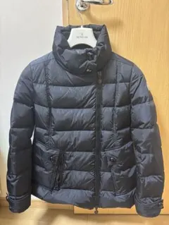 MONCLER ダウンジャケット ペプラム フード付き - メルカリ