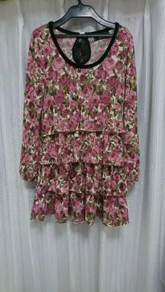 セシルマクビー バラ柄チュニック