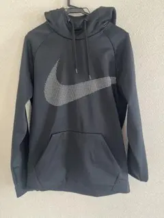 Nike DRI-FIT ブラックパーカー Mサイズ