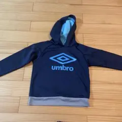 umbroパーカー
