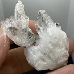 232 水晶クラスター 2点 原石 天然石 浄化 インテリア 置物