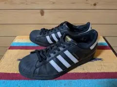 adidas　スーパースター　黒×白　検索　フランス製　ビンテージ　83 80s