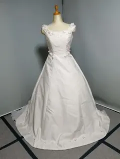 [388] ウエディングドレス ９号サイズ 中古