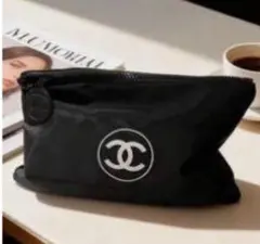 CHANEL 黒 ナイロン ポーチ 大容量