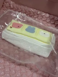 Kikisquishy 動物ケーキ　黄色　L