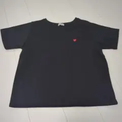 黒 半袖Tシャツ 赤いハート刺繍