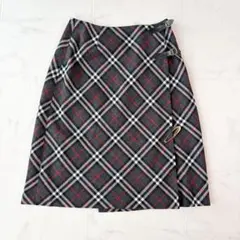 2025年最新】バーバリー 巻きスカートの人気アイテム - メルカリ