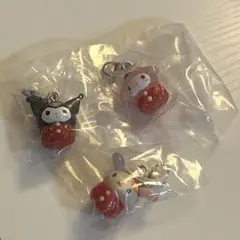 サンリオ いちご めじるしアクセサリー ガチャ マイメロ クロミ ウサハナ