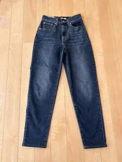 リーバイス　ハイライズ　Borrowed From The Boys ジーンズ