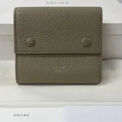 セリーヌ 三つ折り財布 スモールトリフォールドウォレット マカダム