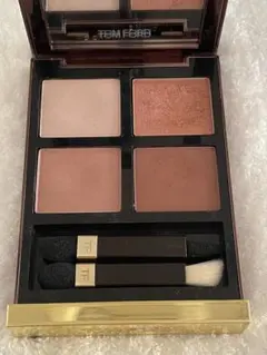 TOMFORD◆アイシャドウ◆アイカラークォード31スールサーブル