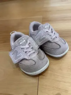 New Balance ピンク 12.5cm ベビーシューズ　ファーストシューズ