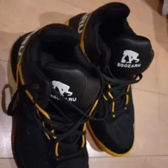 EGOZARU バスケットボールシューズ ブラック/イエロー