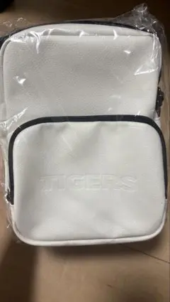 TIGERS ホワイトバックパック