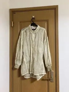 【本日限定値下げ❣️】新品タグなし★ayaneの袖リブシャツ★羽織りのサムネイル