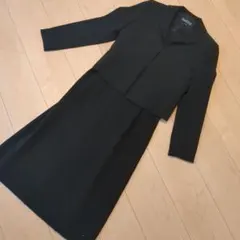 ワンピーススーツ