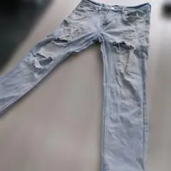 ダメージ加工スキニージーンズ ライトブルー