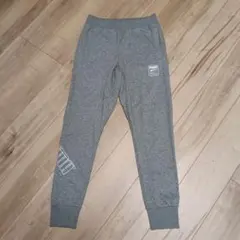 プーマ ジョガーパンツ