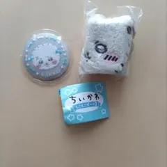 ちいかわ　刺繍缶バッチ　もこもこポーチ2　ラッコのサムネイル