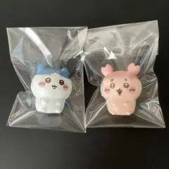 ちいかわ　ぷかぷかソフビミニフィギュア　ハチワレ　カニちゃん