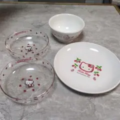 レア【新品未使用】ハローキティ いちごプレート　いちごボウル　バラ茶碗セット