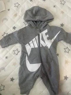 ベビー服 NIKE フード付きトレーナー 50-56cm