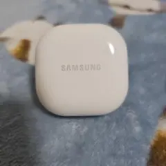 Samsung Galaxy Buds 2 ワイヤレスイヤホンのサムネイル
