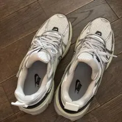 NIKE VK2レディース スニーカー 23cmのサムネイル