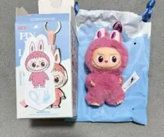 THE MONSTERSラブブ PIN FOR LOVE ぬいぐるみ Q