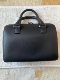 UNIQLO レザータッチ ボストンバッグ　ブラック