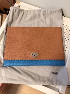 FENDI フェンディ セレリア アルダ クラッチバッグ 8N0104のサムネイル