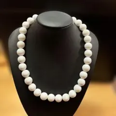 ホワイトパール ビーズ　ネックレス